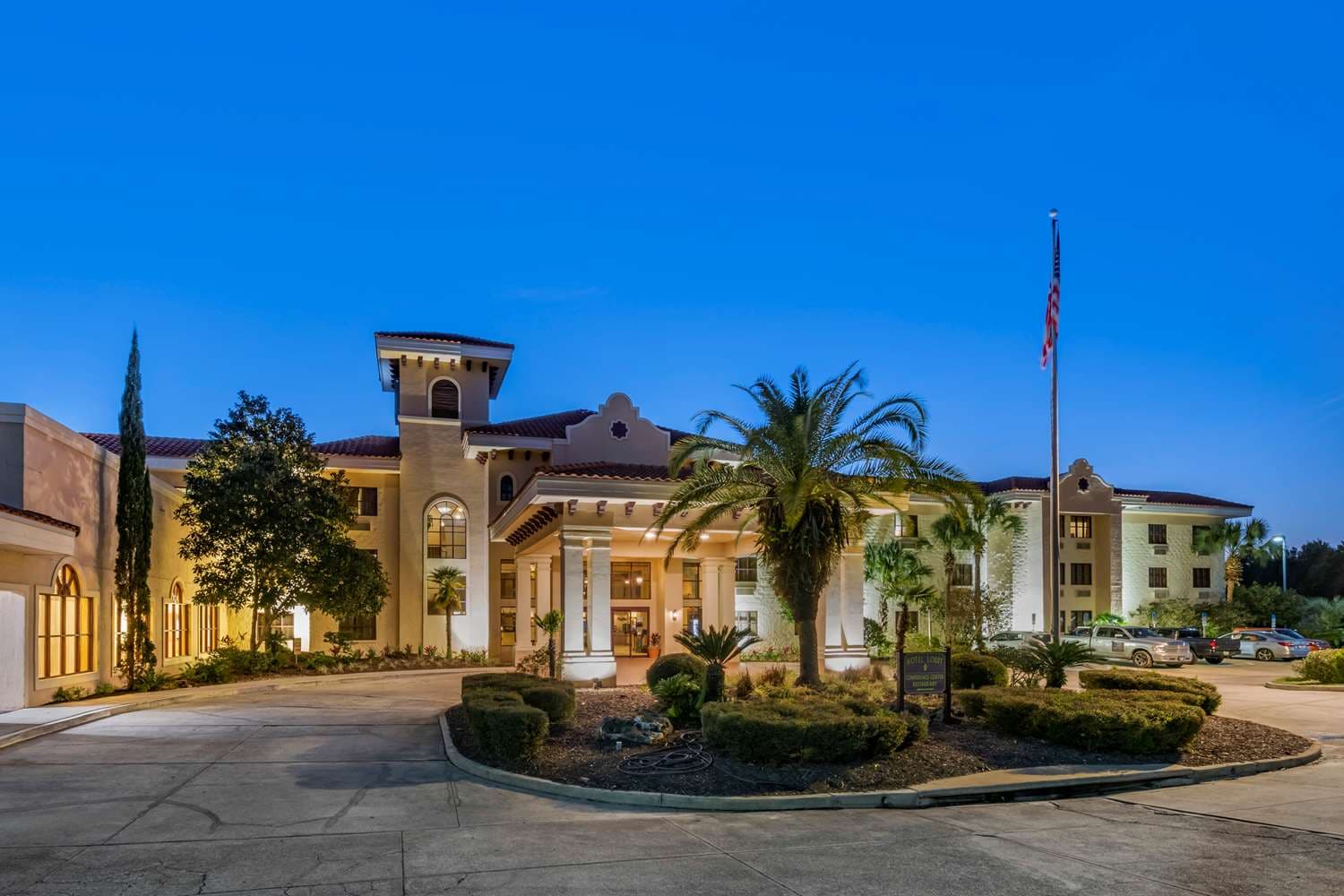 Best Western Gateway Grand 2