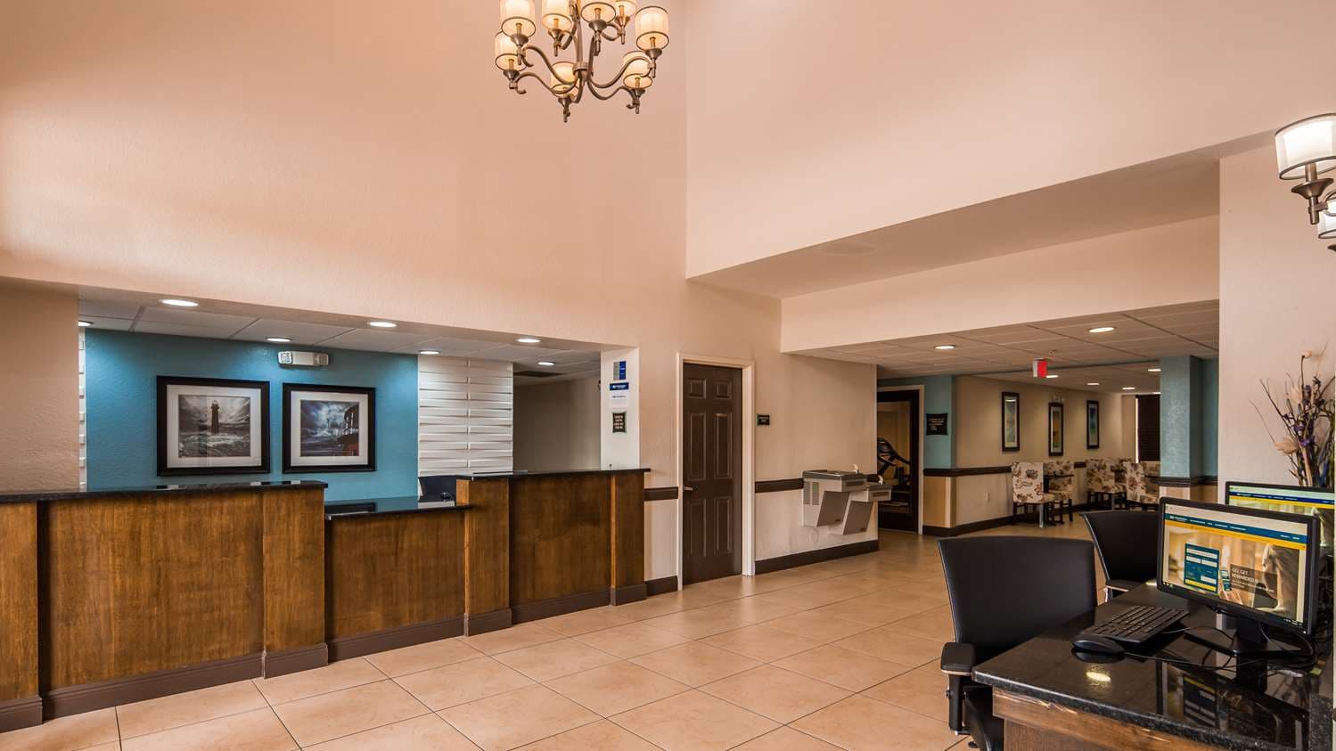 Best Western Mulberry Hotel 4