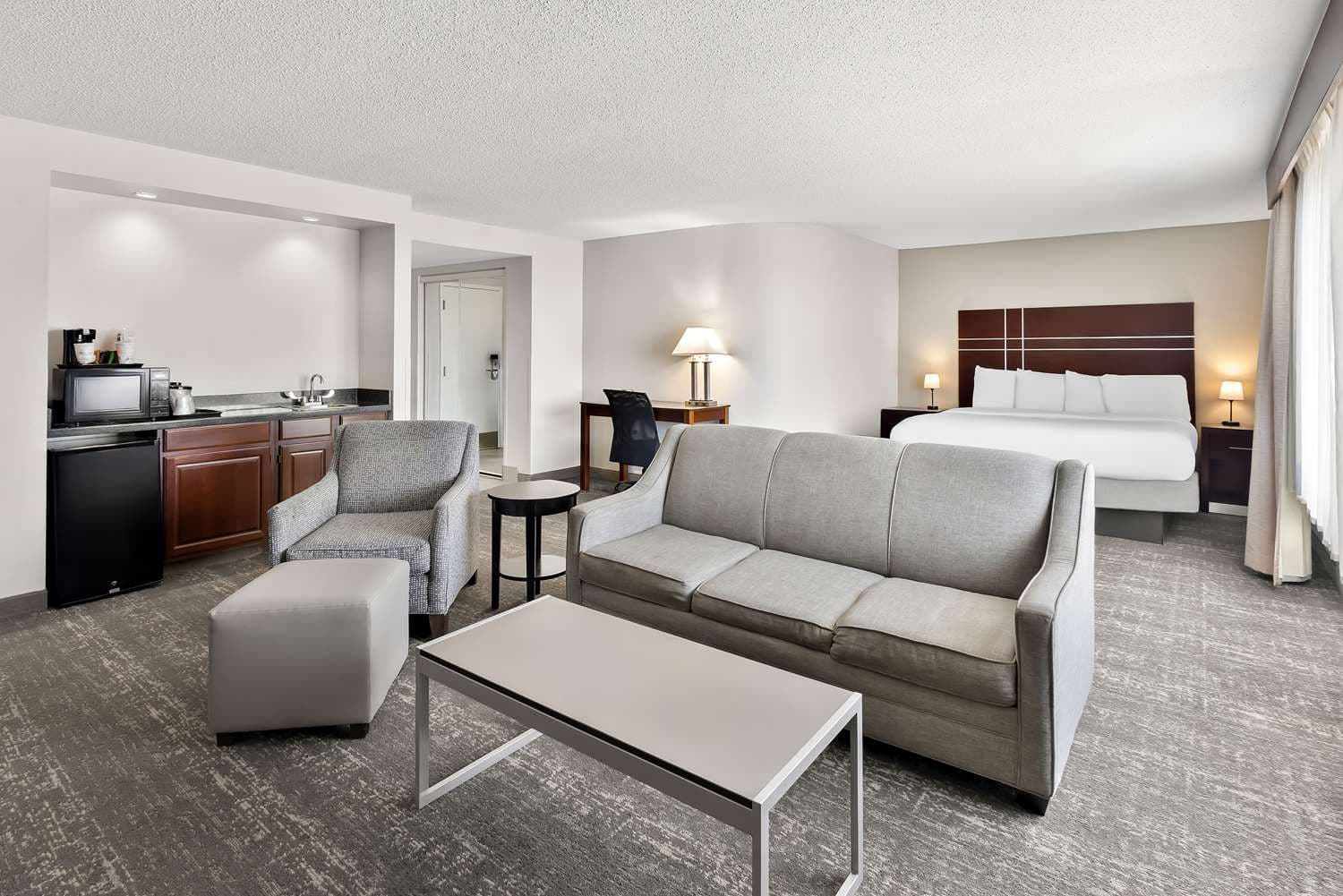 Best Western Luxbury Inn Fort Wayne 5