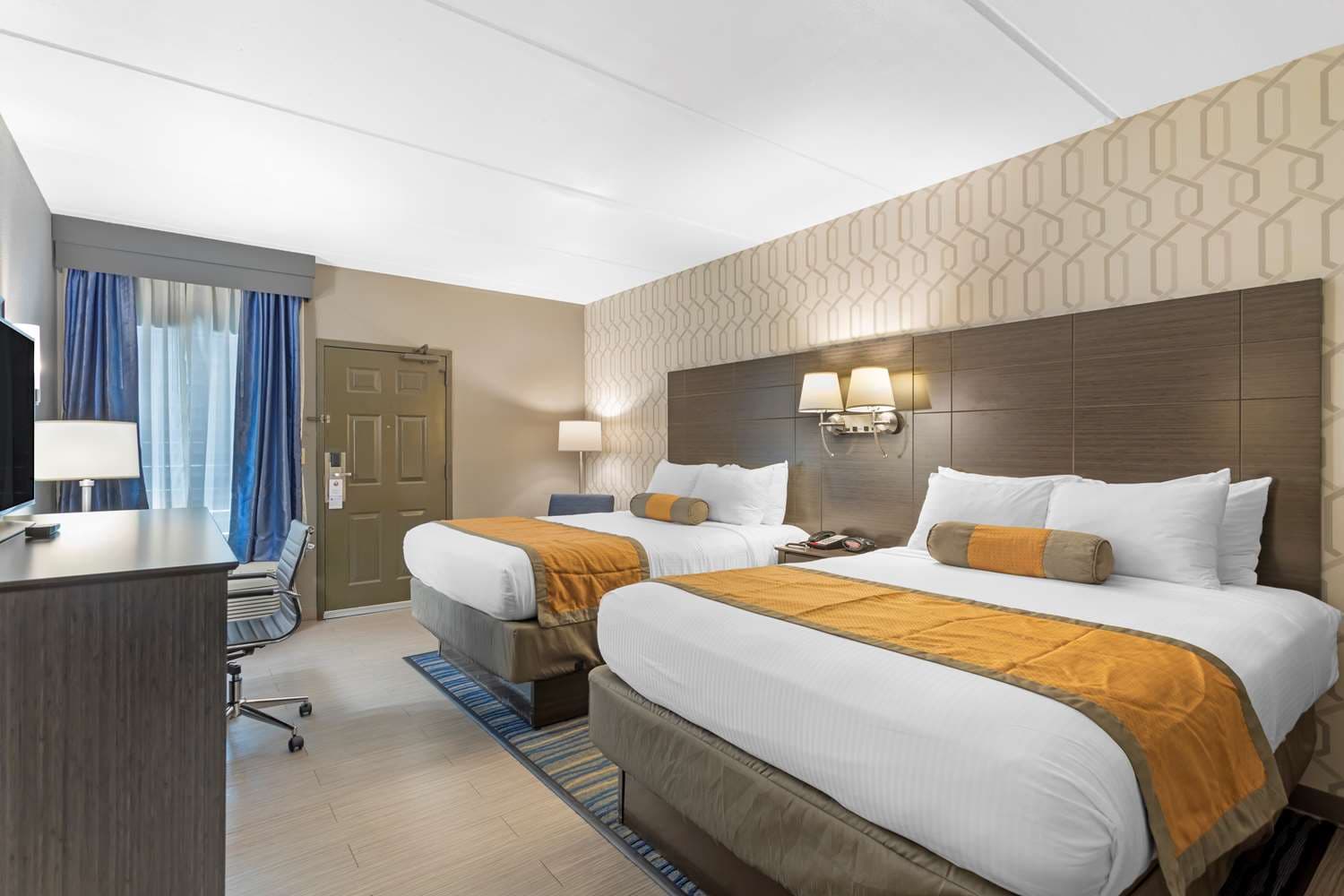 Best Western Plus Bowling Green 3