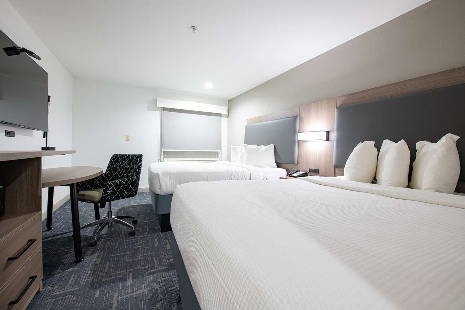 Best Western Lafayette Inn 3