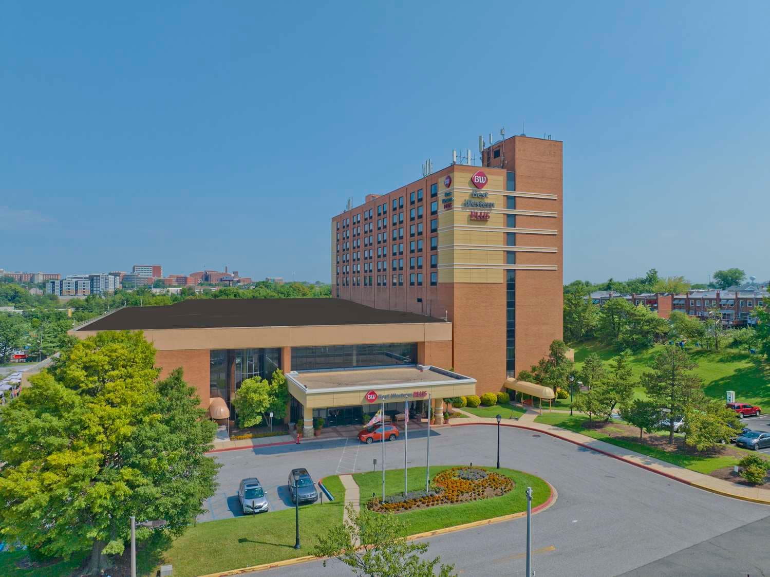 Best Western Plus Hotel & Conference Center 2