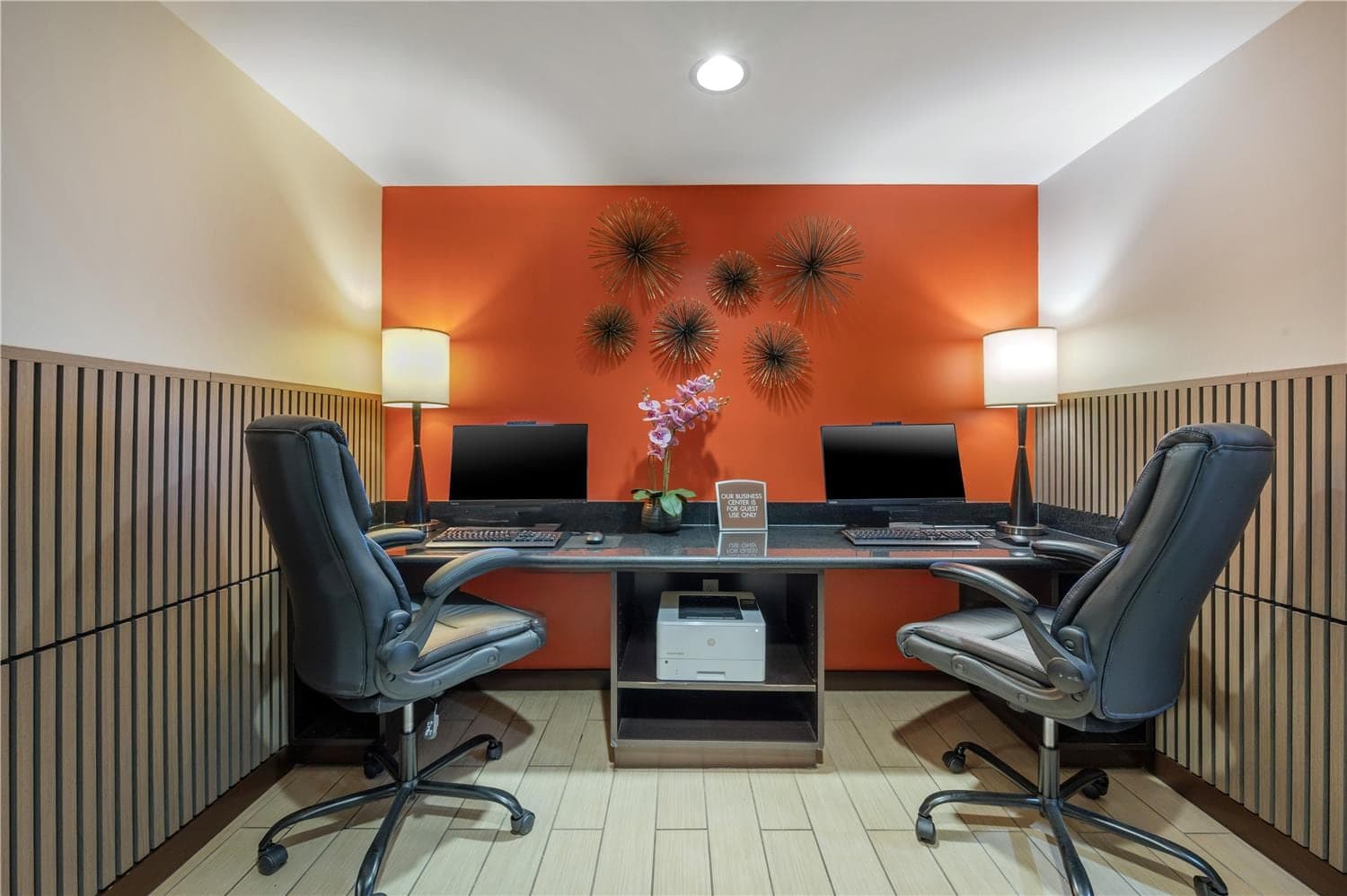 Best Western Plus College Park Hotel 4
