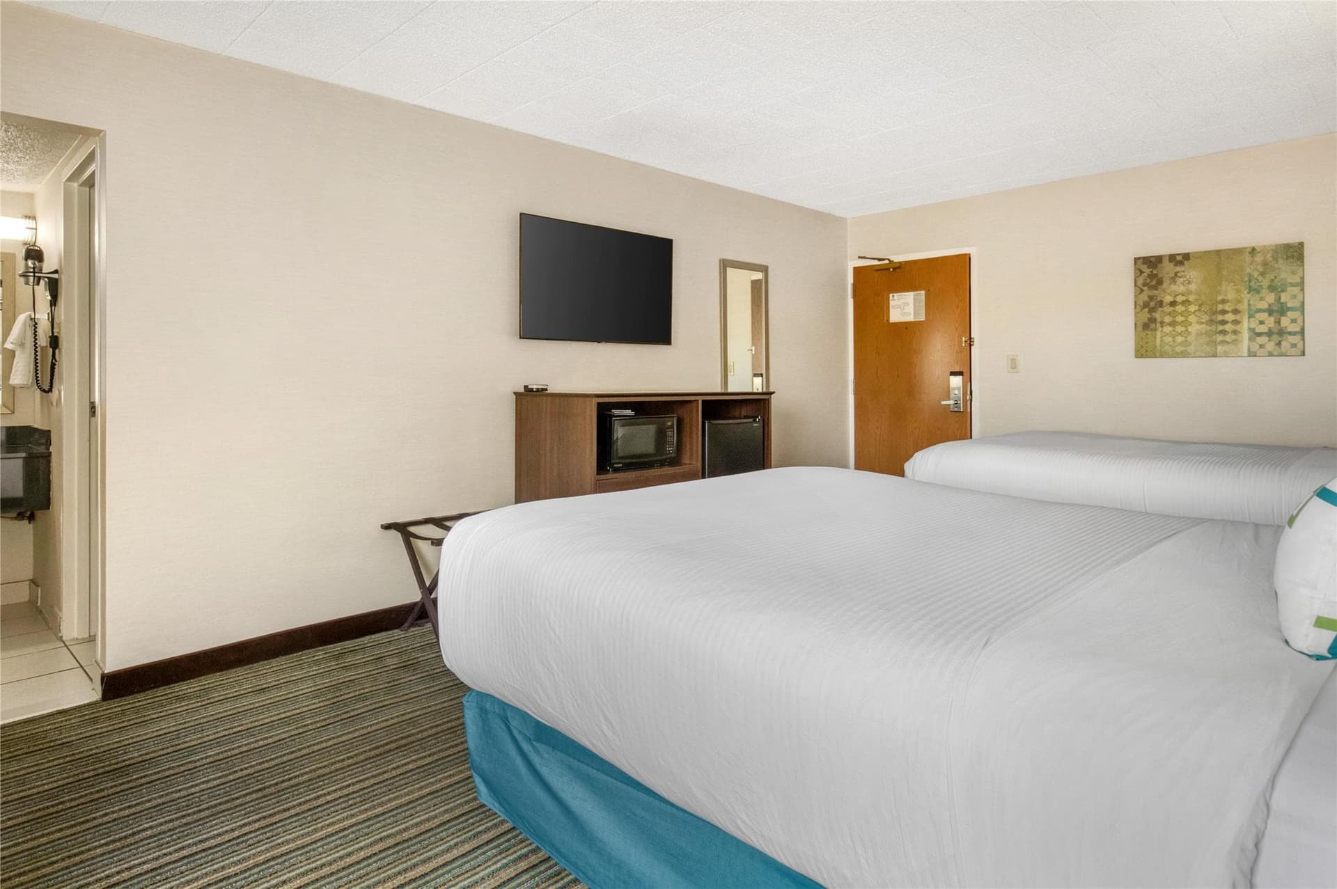 Best Western Woodhaven Inn 5