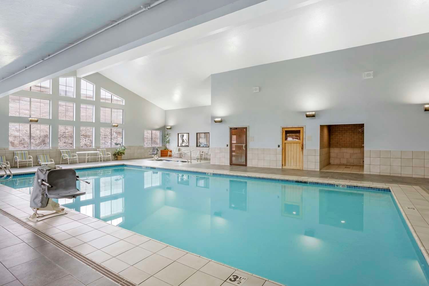 Best Western Plus Grant Creek Inn 5