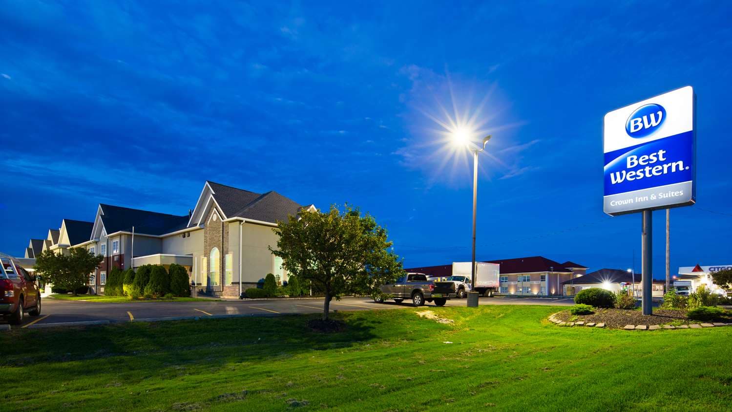Best Western Crown Inn & Suites 2