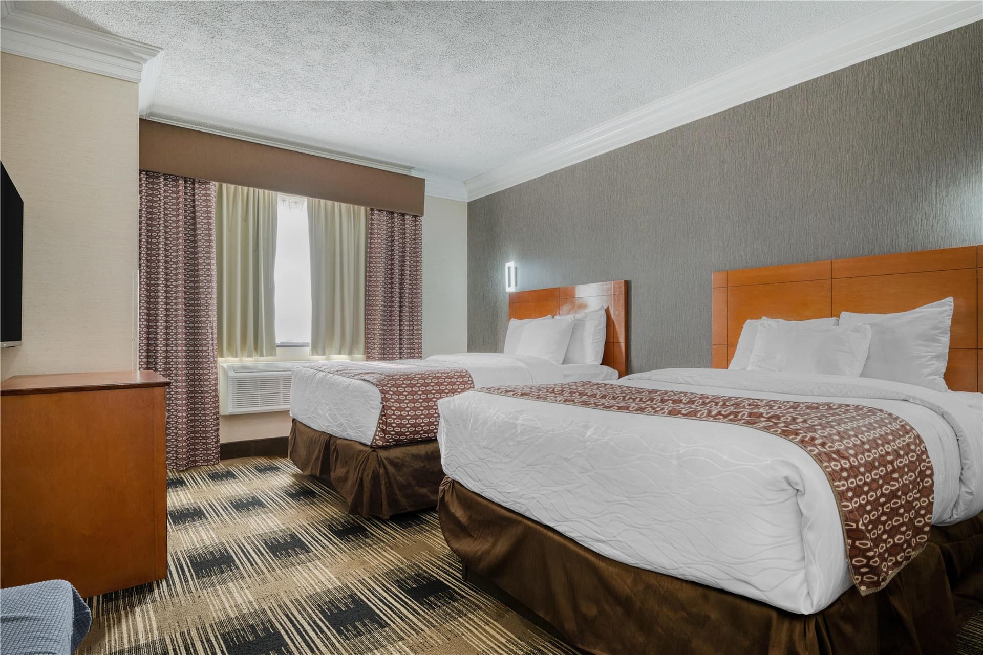Best Western The Inn At Rochester Airport 3