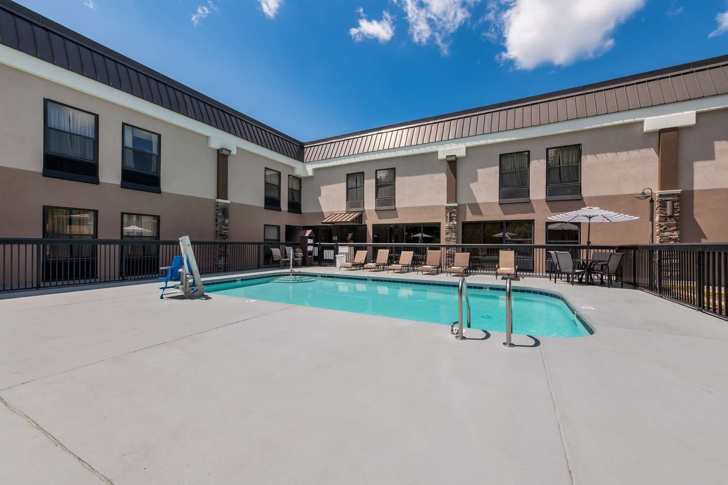 Best Western Albemarle Inn 5