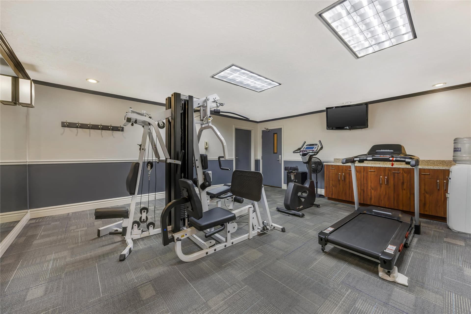 Best Western Pier Point Inn 4