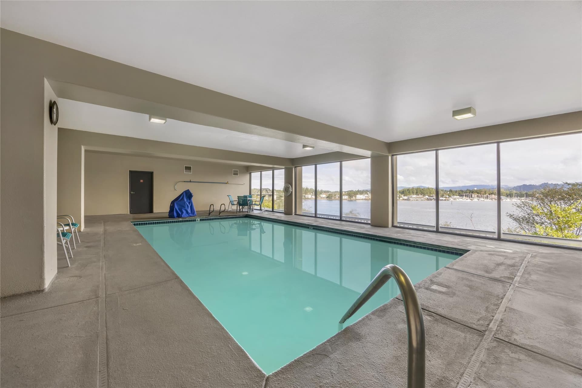 Best Western Pier Point Inn 3