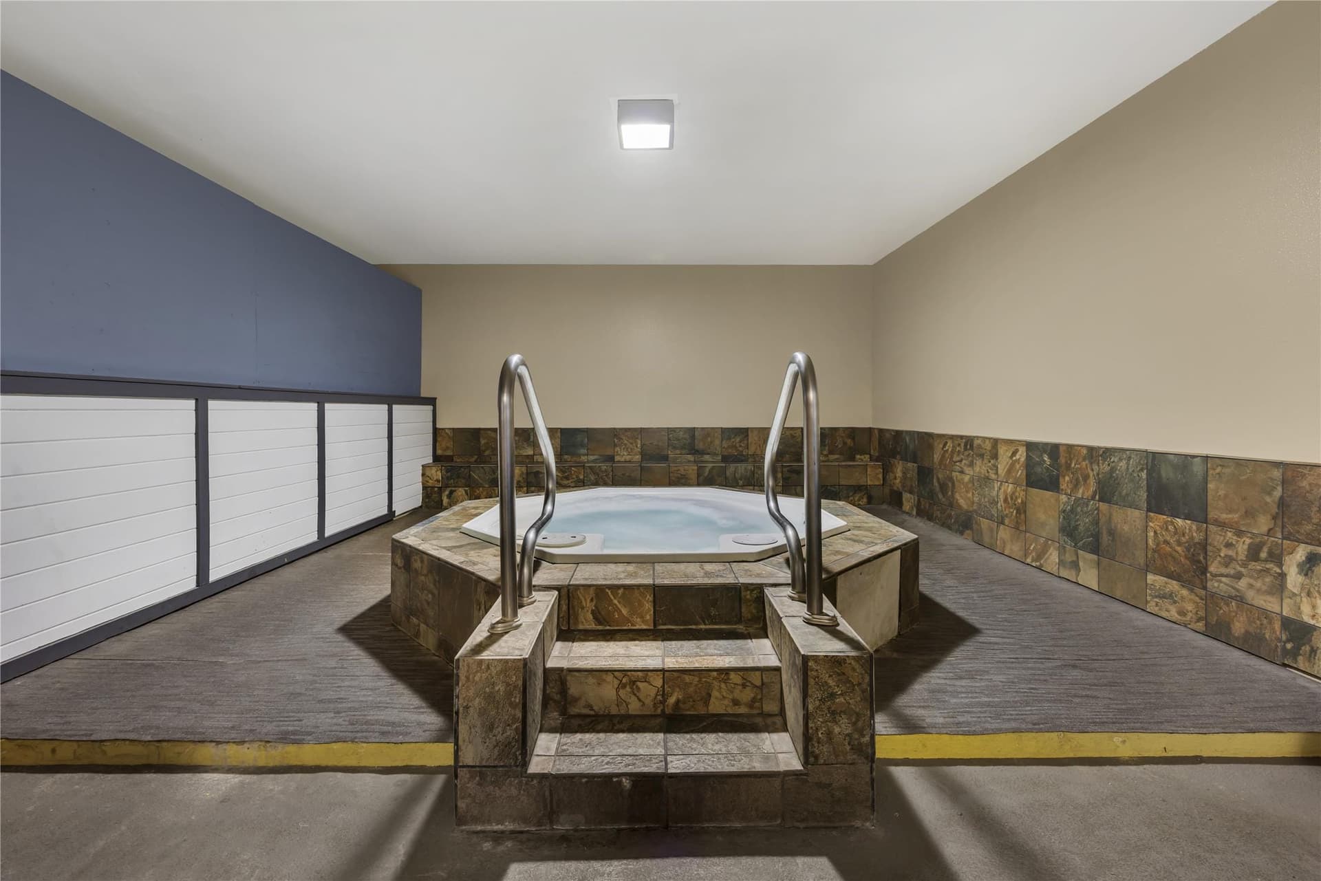 Best Western Pier Point Inn 2