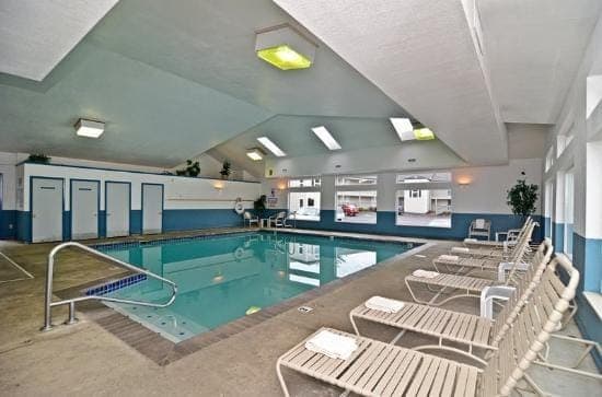Best Western Salbasgeon Inn & Suites Of Reedsport 2