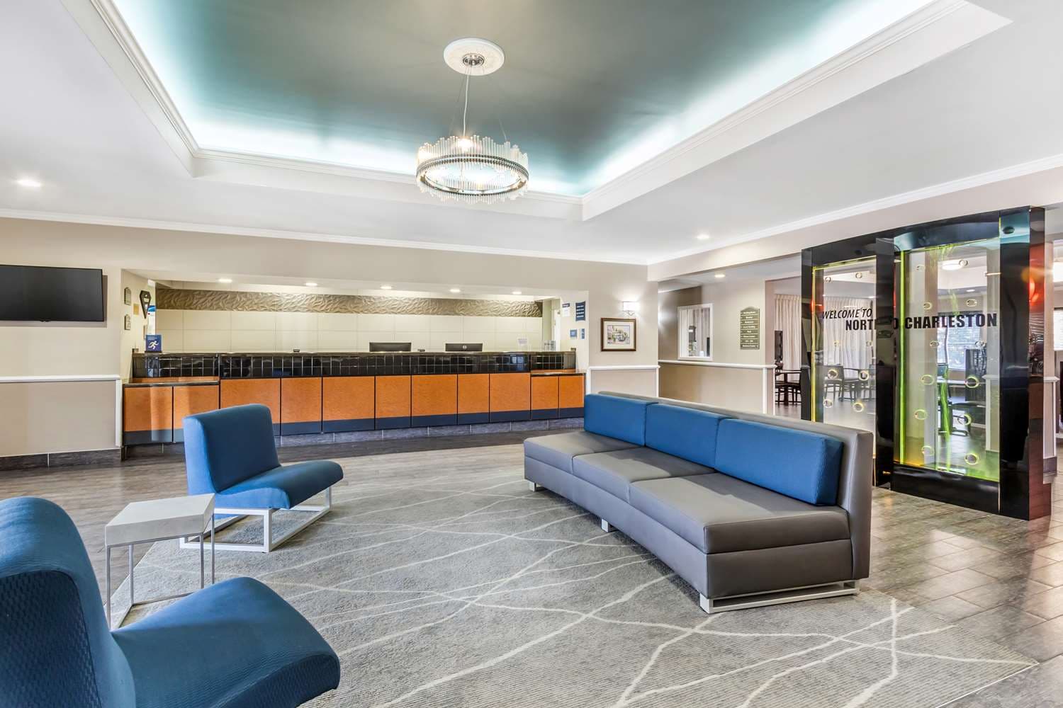 Comfort Inn & Suites North Charleston - Northwoods 2