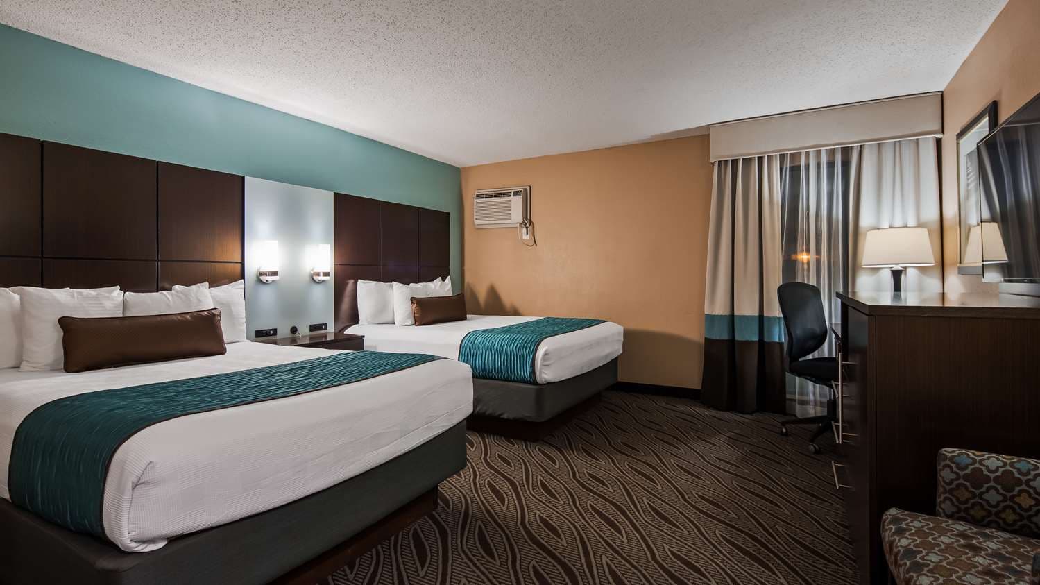 Best Western Plus Galleria Inn & Suites 4