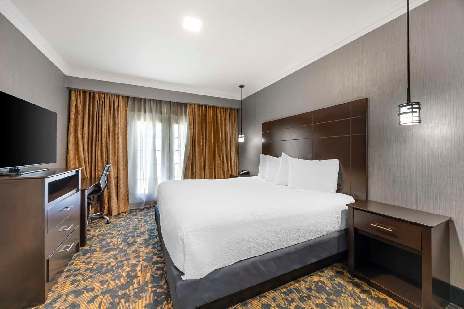 Best Western Brentwood 4