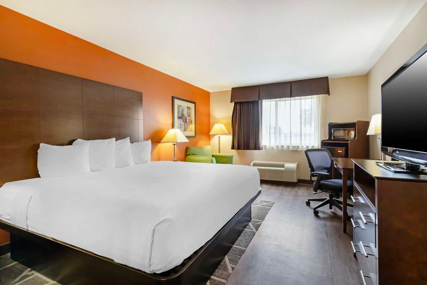 Best Western Inn & Suites 2