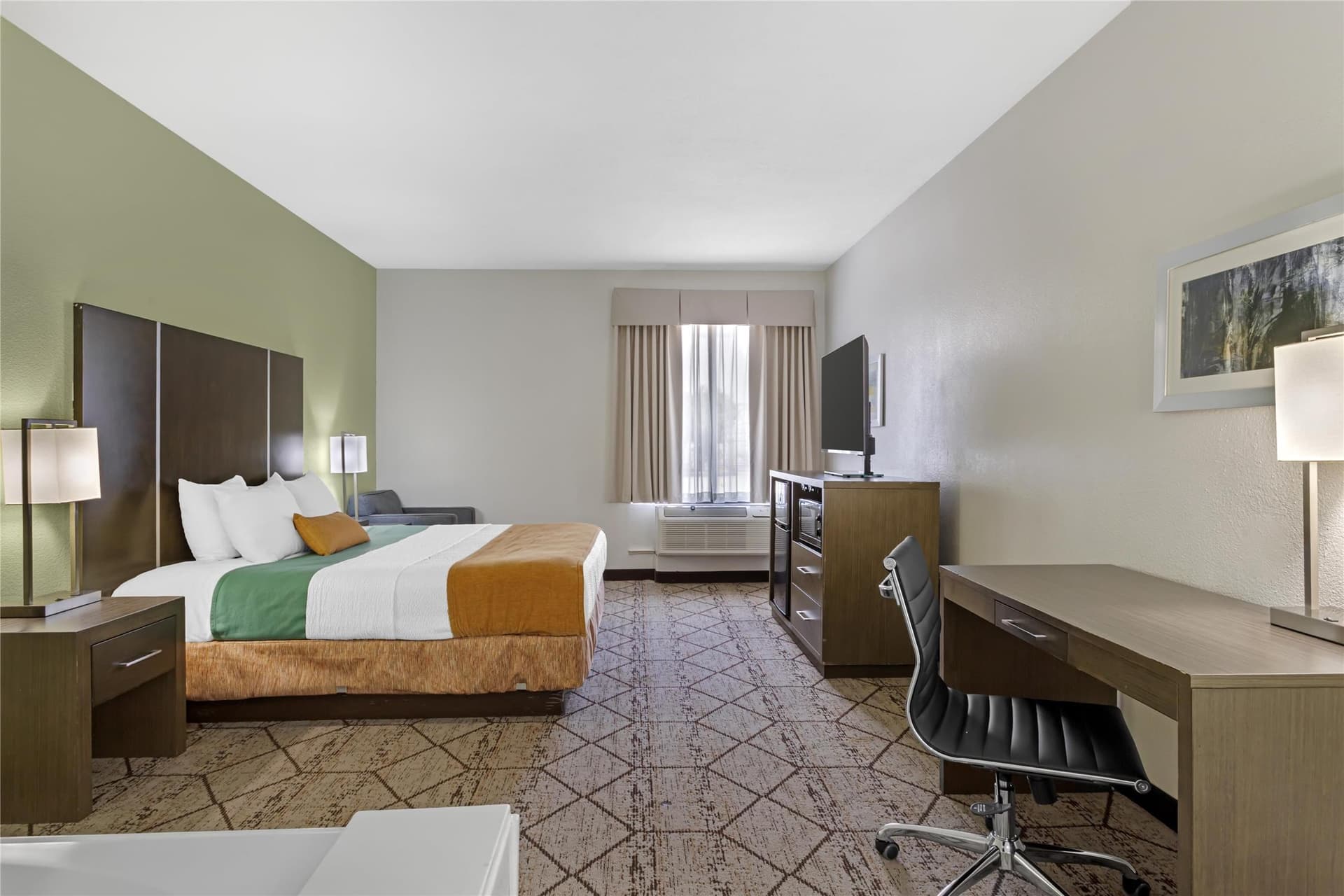 Best Western Plus North Houston Inn & Suites 3