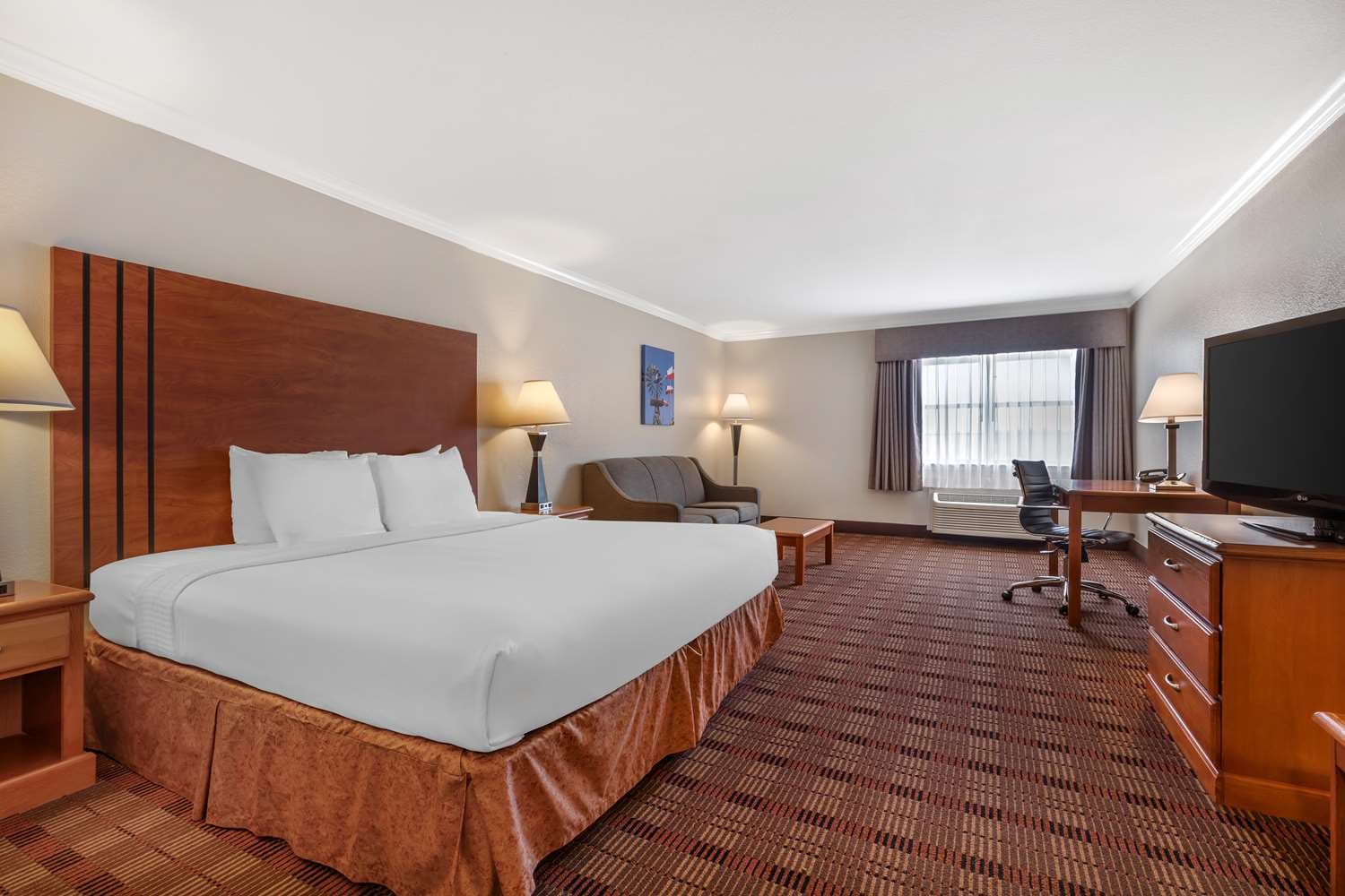 Best Western Club House Inn & Suites 2