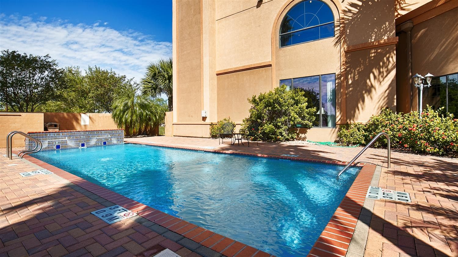 Best Western Casa Villa Suites 3