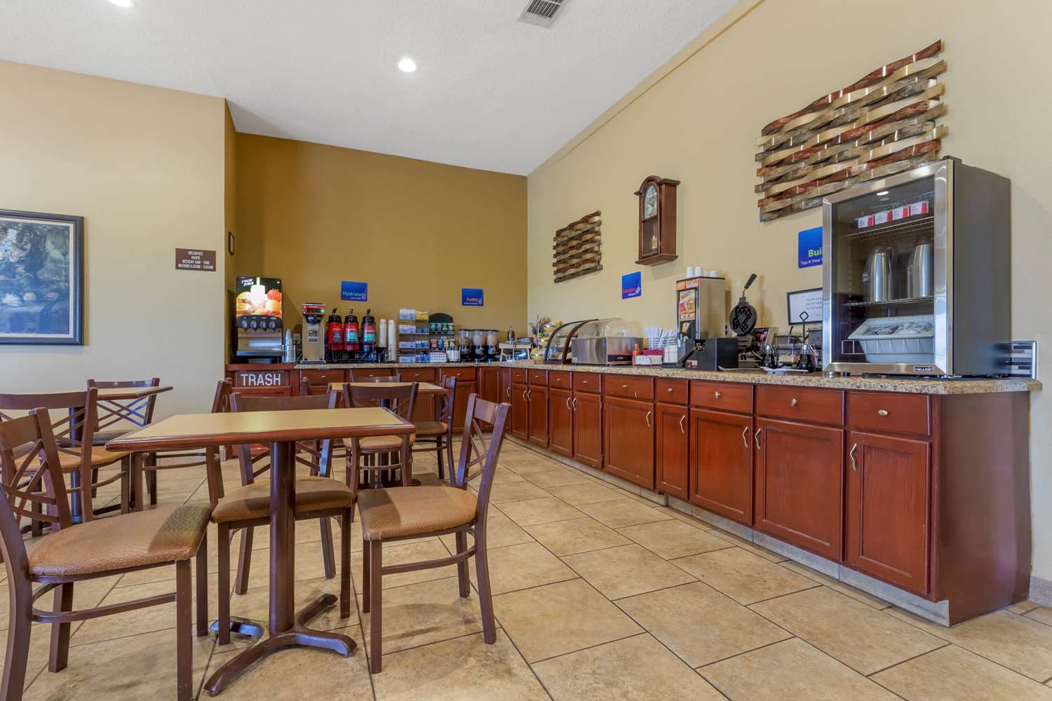 Best Western Taylor Inn 5