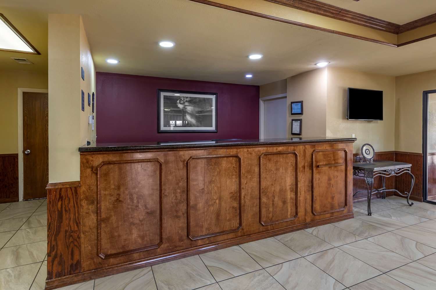 Best Western Lindale Inn 5