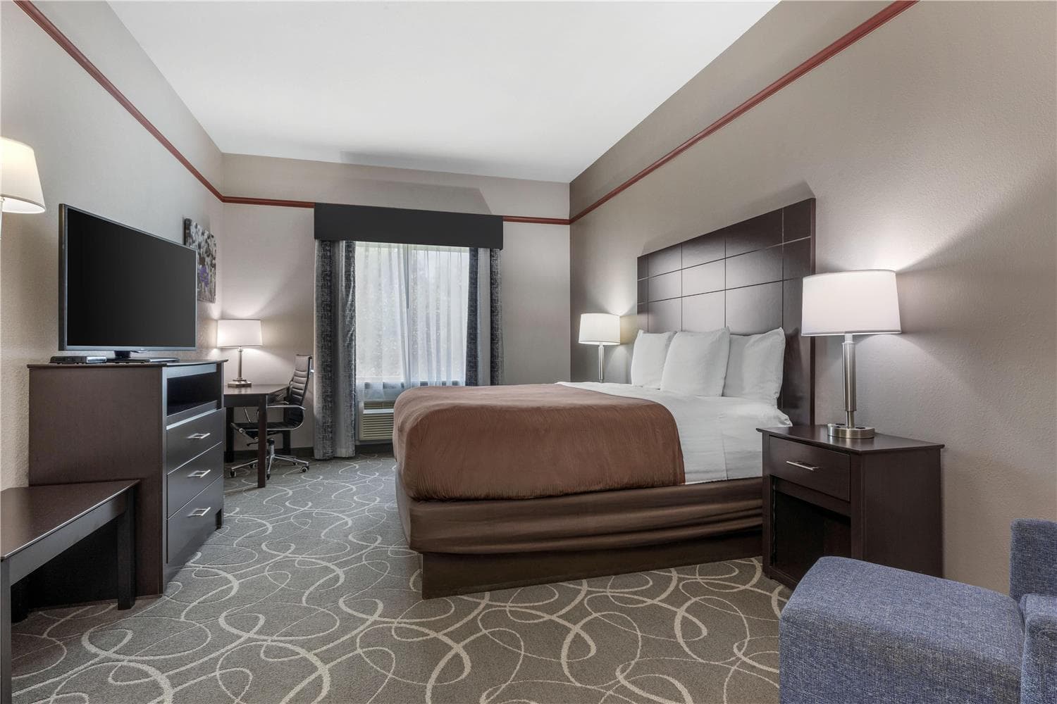 Best Western Limestone Inn & Suites 3