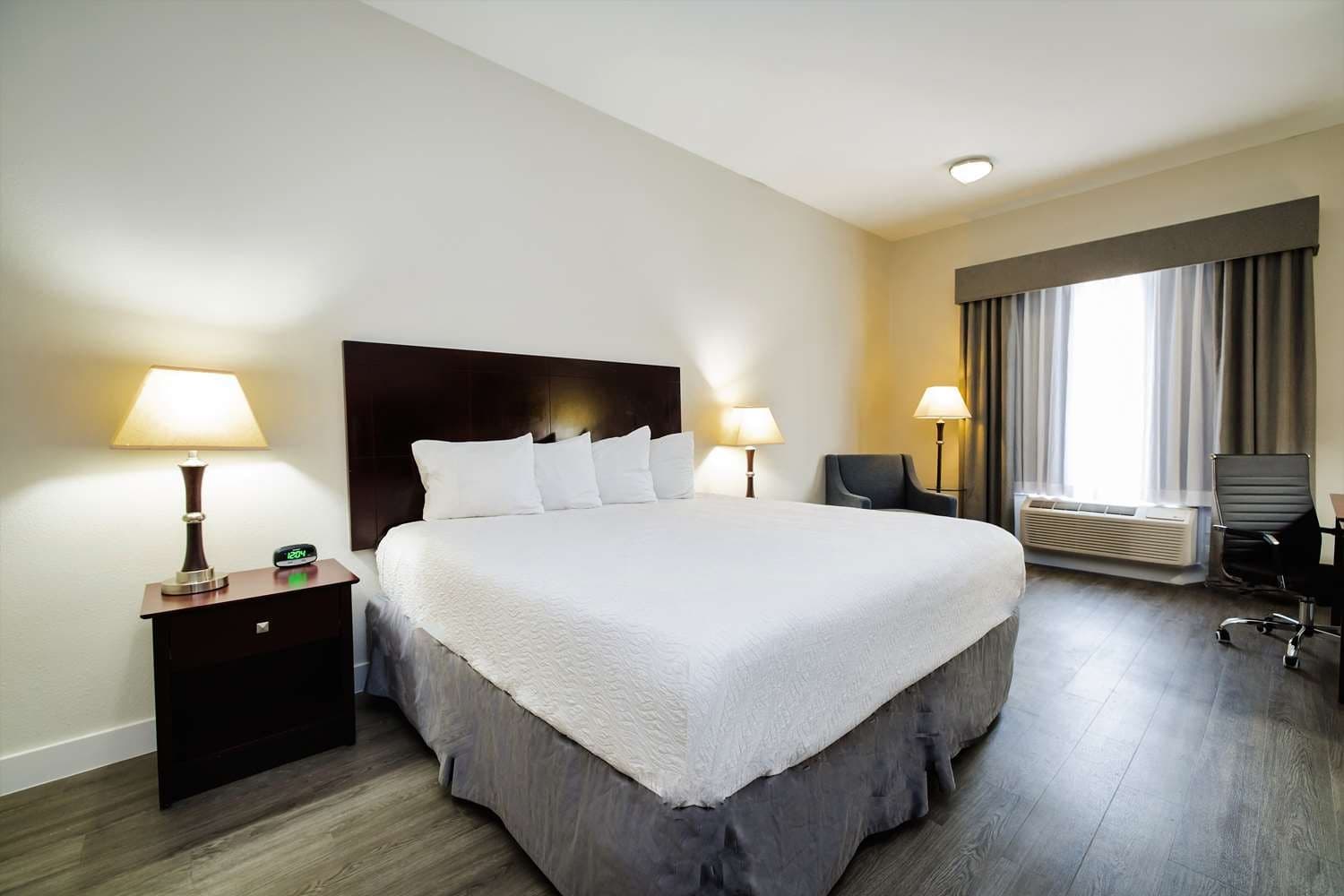 Best Western Sugarland Inn 3
