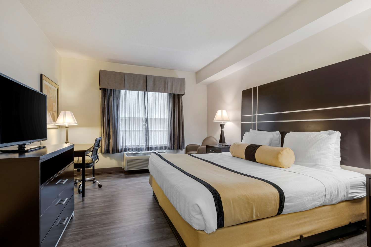 Best Western Plus Rockwall Inn & Suites 5