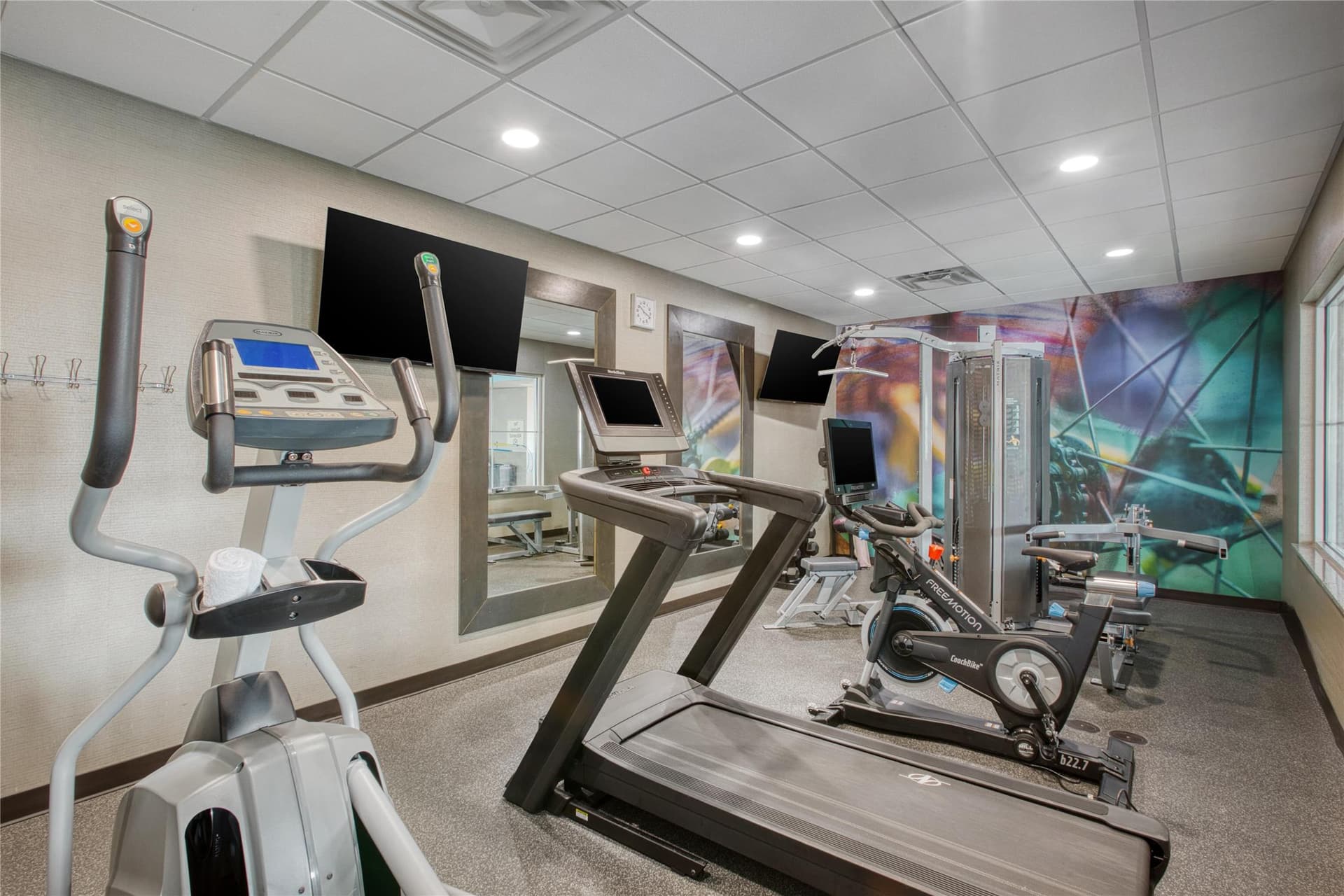 Best Western Plus Tech Medical Center Inn 4
