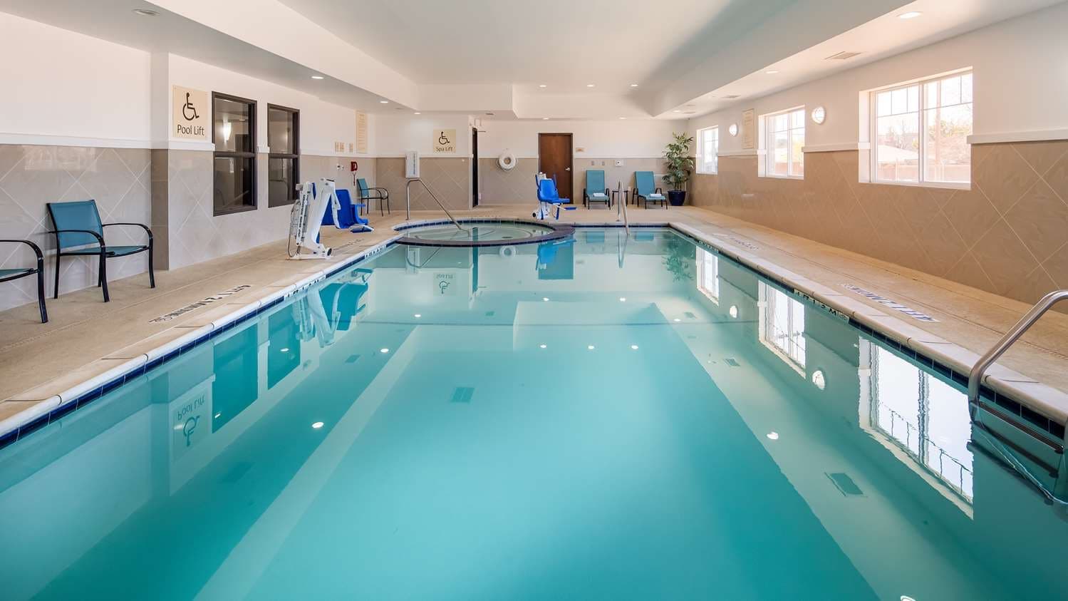 Best Western Plus Denver City Hotel and Suites 4
