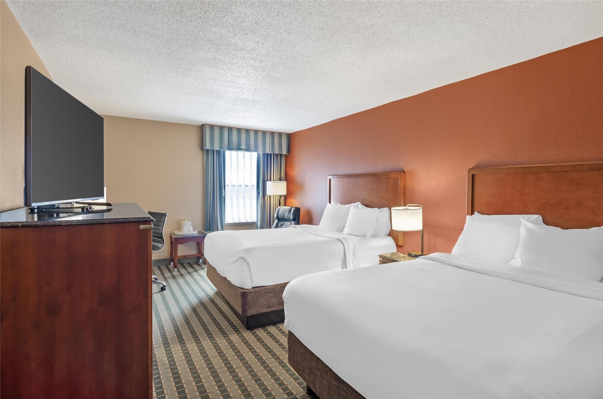Best Western Plus Inn at Valley View 3
