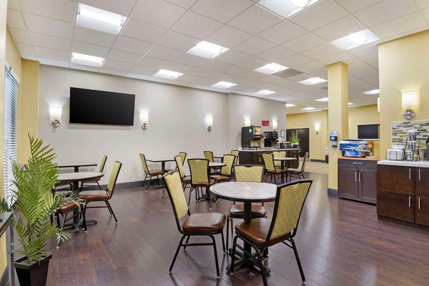 Best Western Plus Thornburg Inn & Suites 3