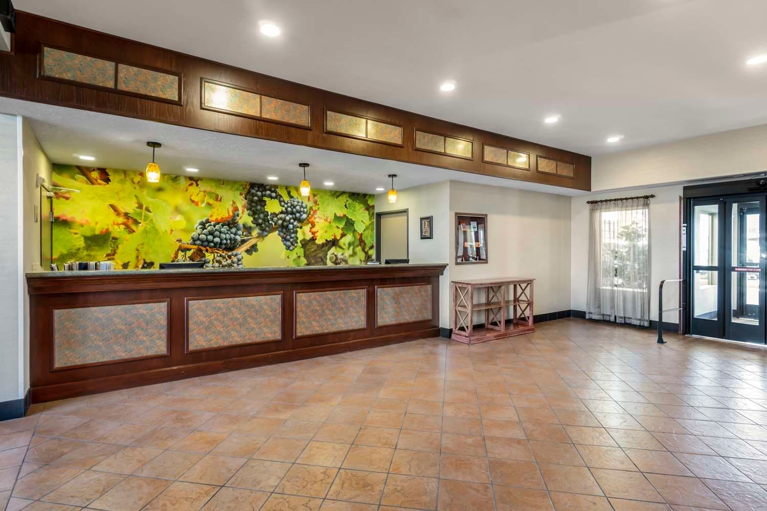 Best Western Plus Grapevine Inn 3
