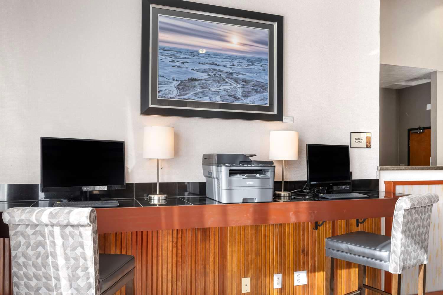 Best Western Wheatland Inn 4