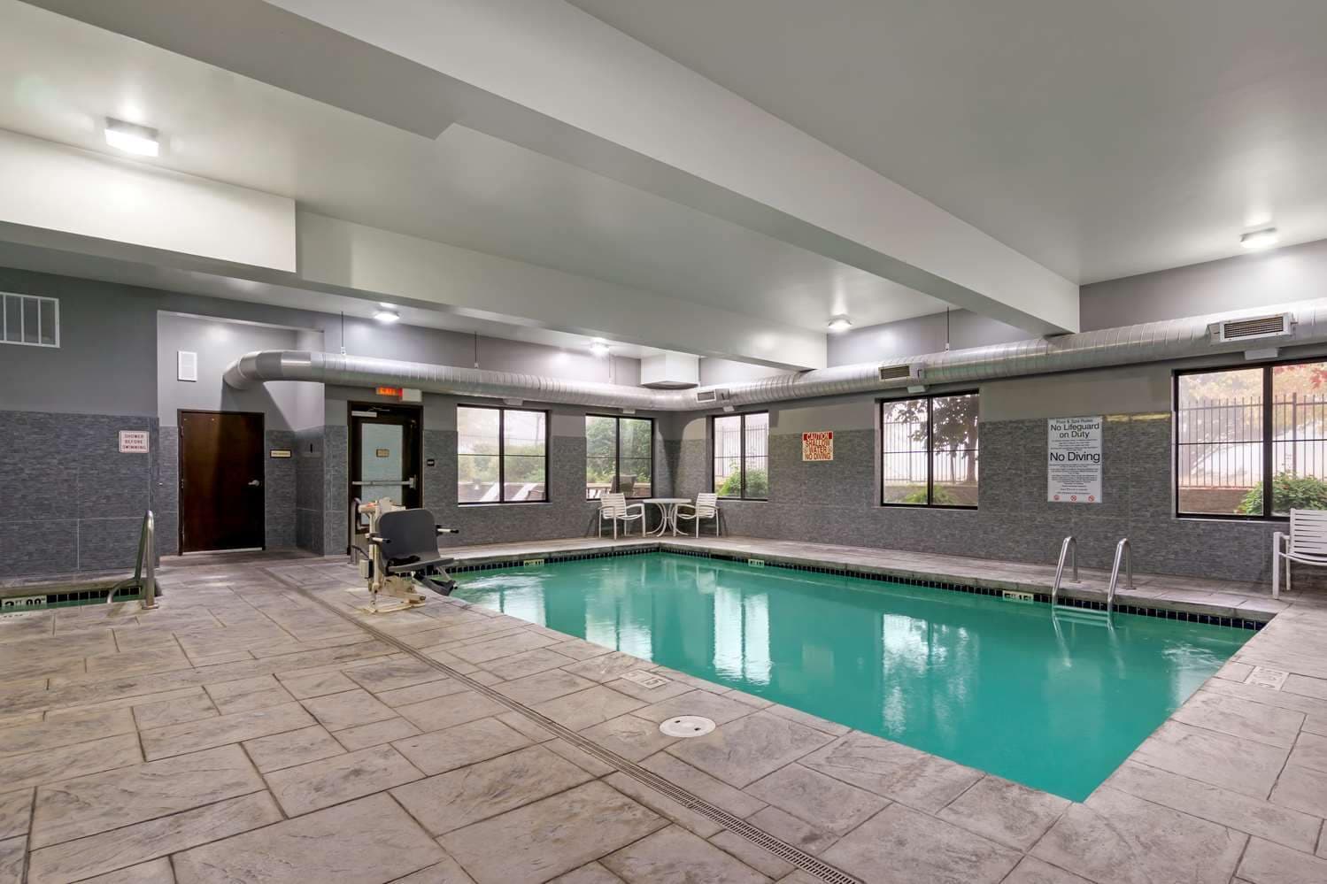 Best Western Plus Lacey Inn & Suites 2