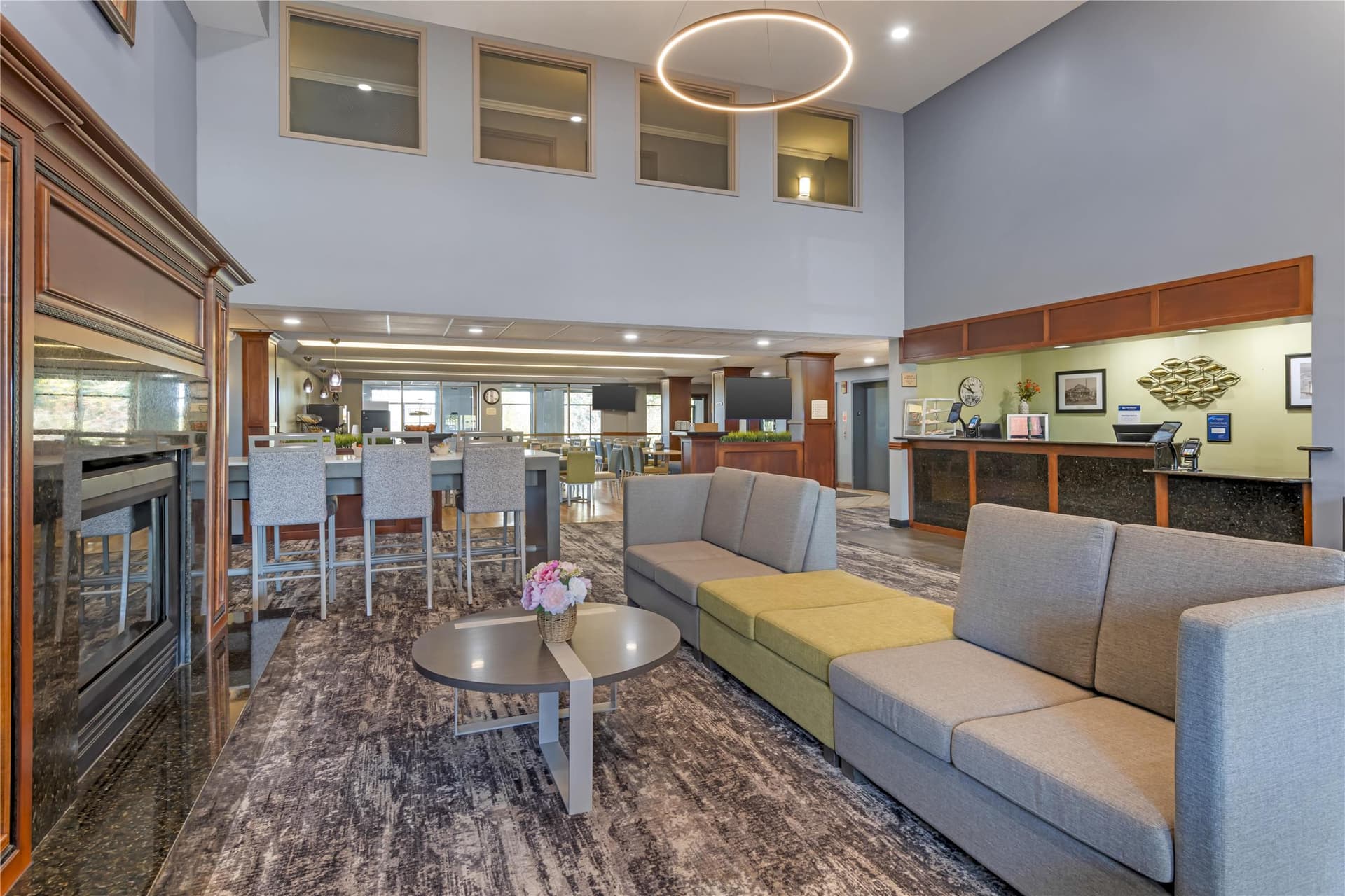 Best Western Plus Eau Claire Conference Center 5