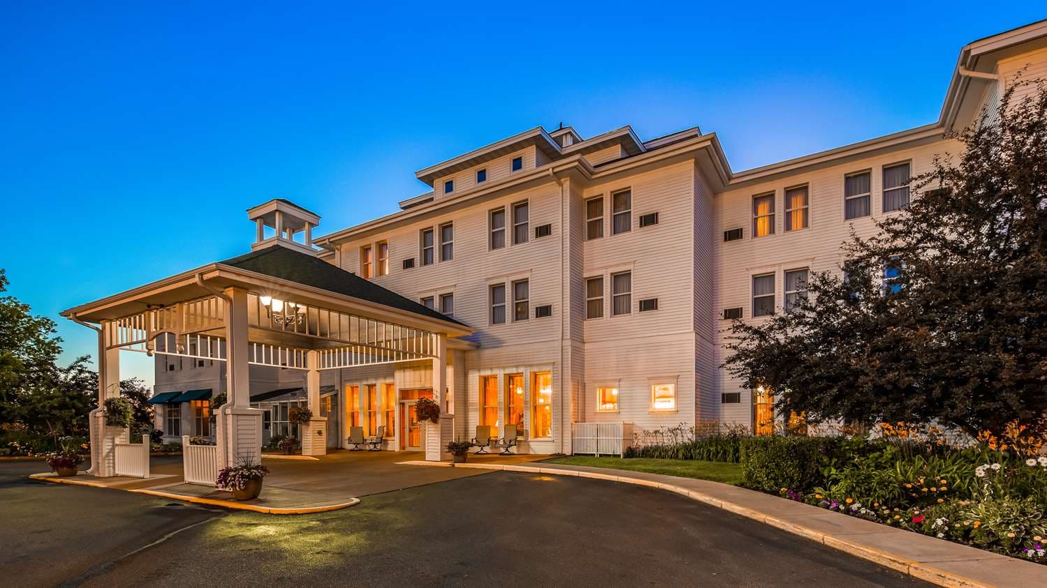 Best Western The Hotel Chequamegon 3