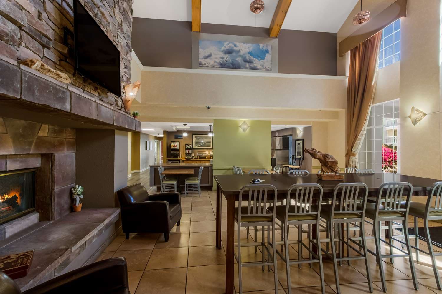 SureStay Plus Hotel by Best Western Tempe University 3