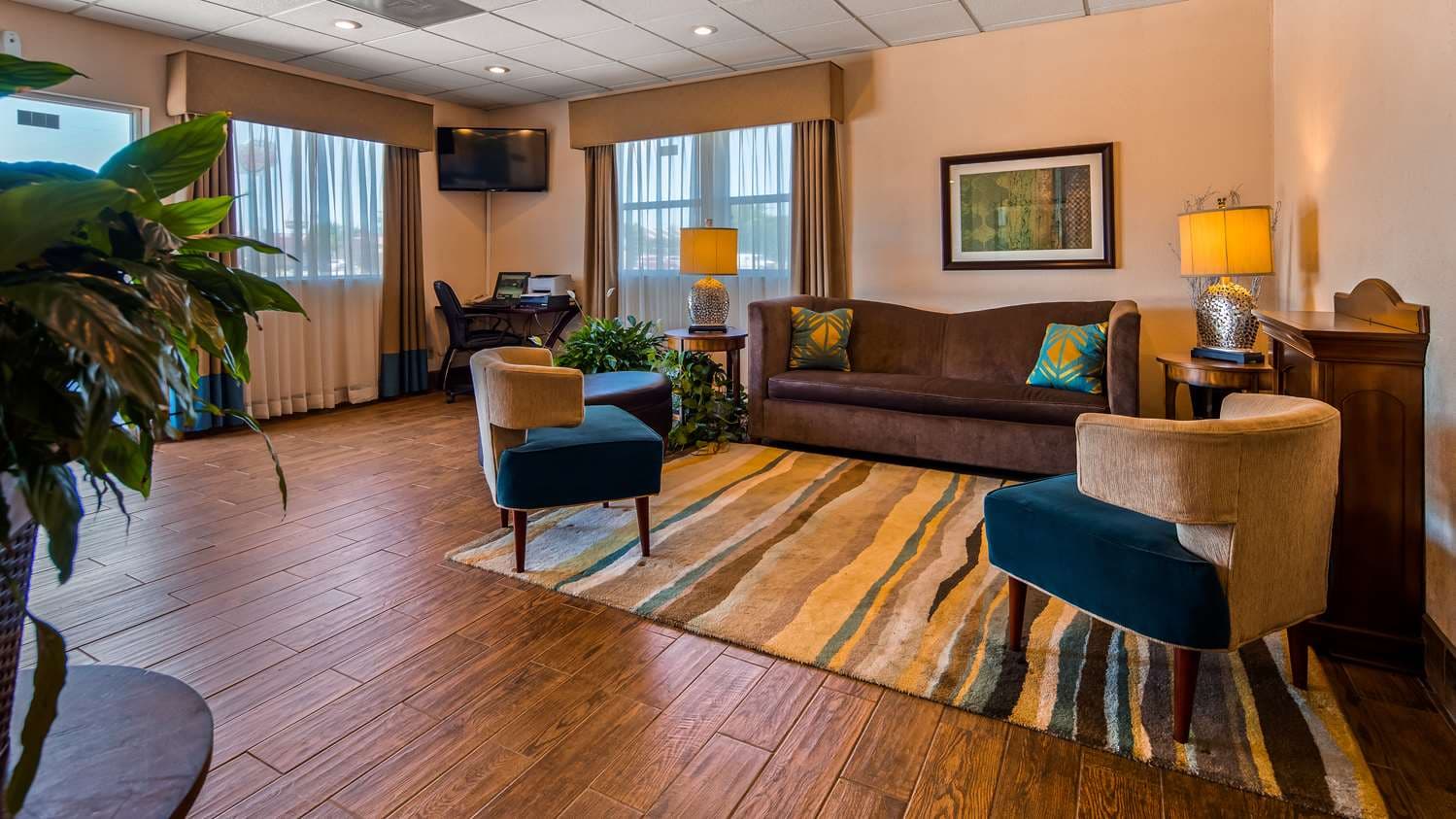 SureStay Hotel by Best Western Ottawa 3