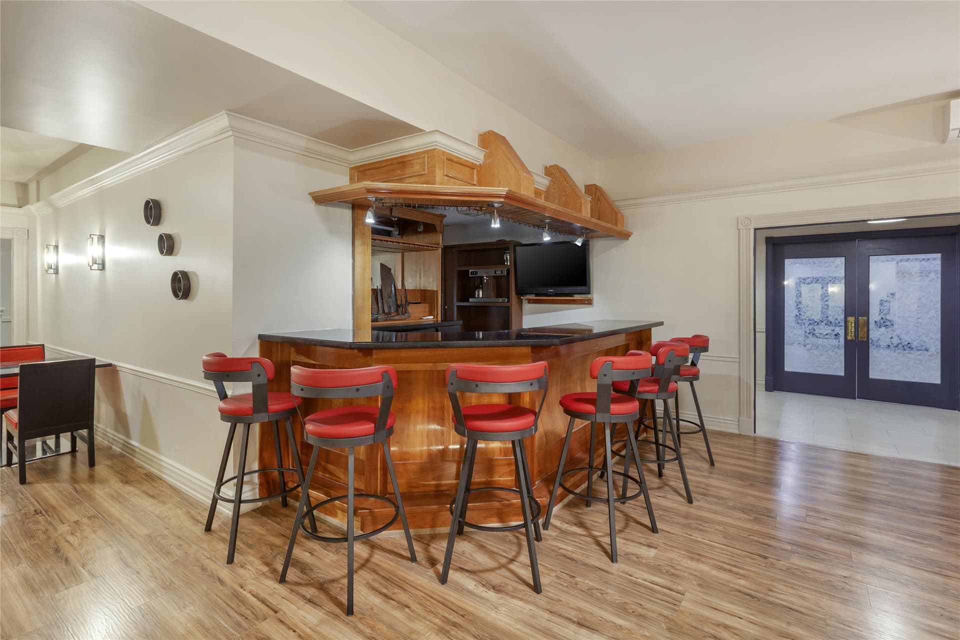 SureStay Plus Hotel by Best Western Kincardine 5