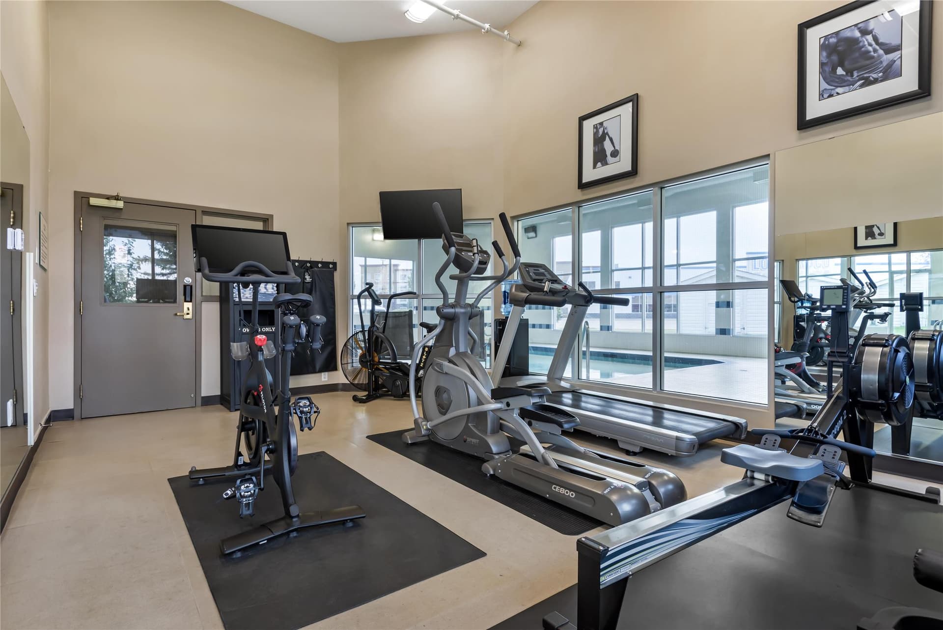Best Western Plus Red Deer Inn & Suites 5