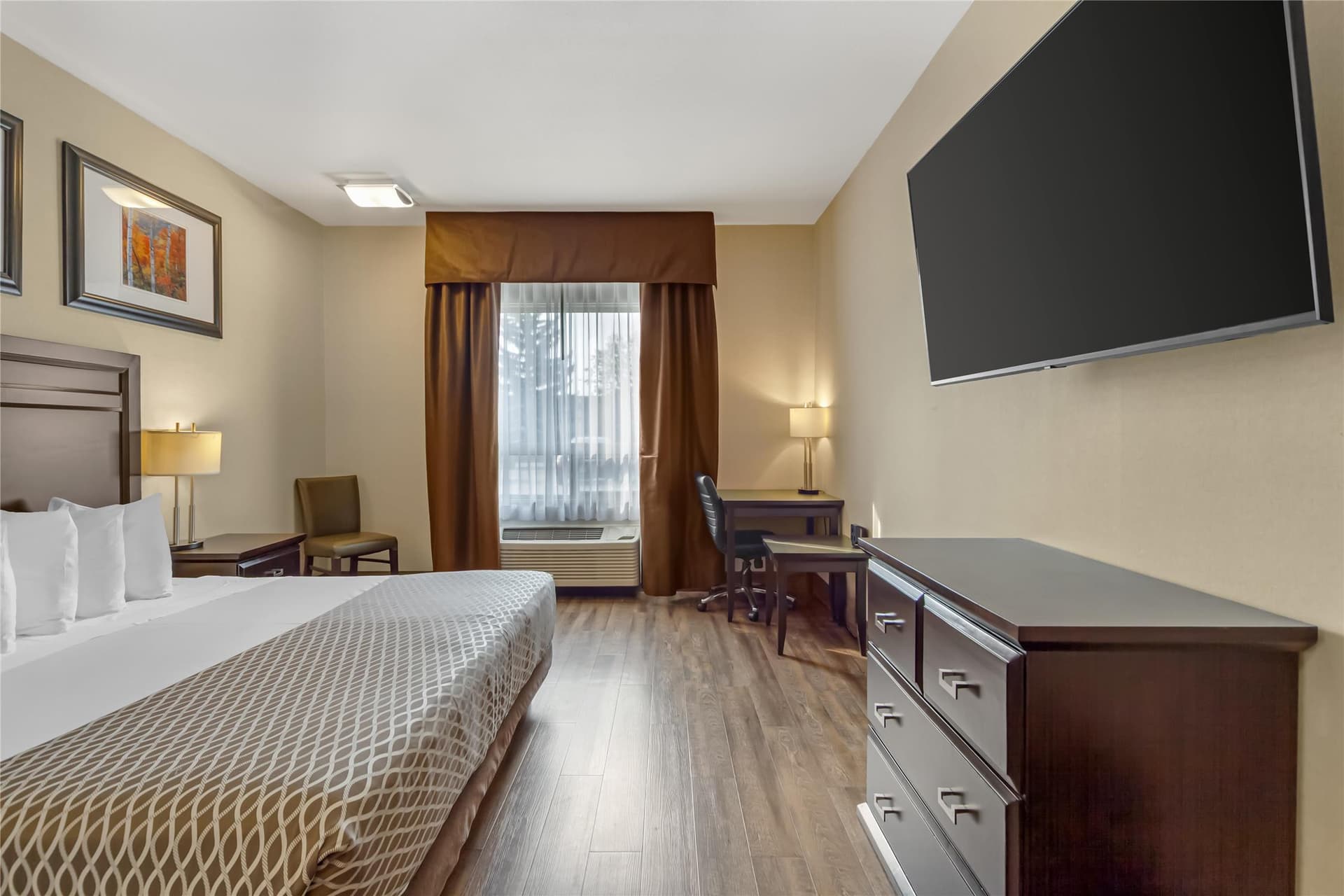 Best Western Plus St. Albert 5