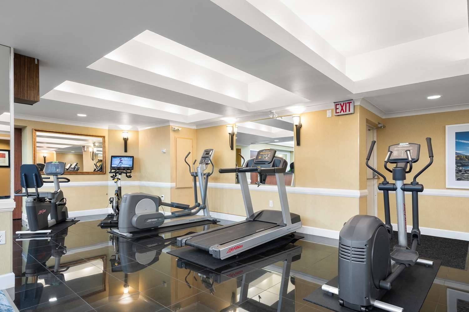Best Western Plus Columbia River Hotel 5