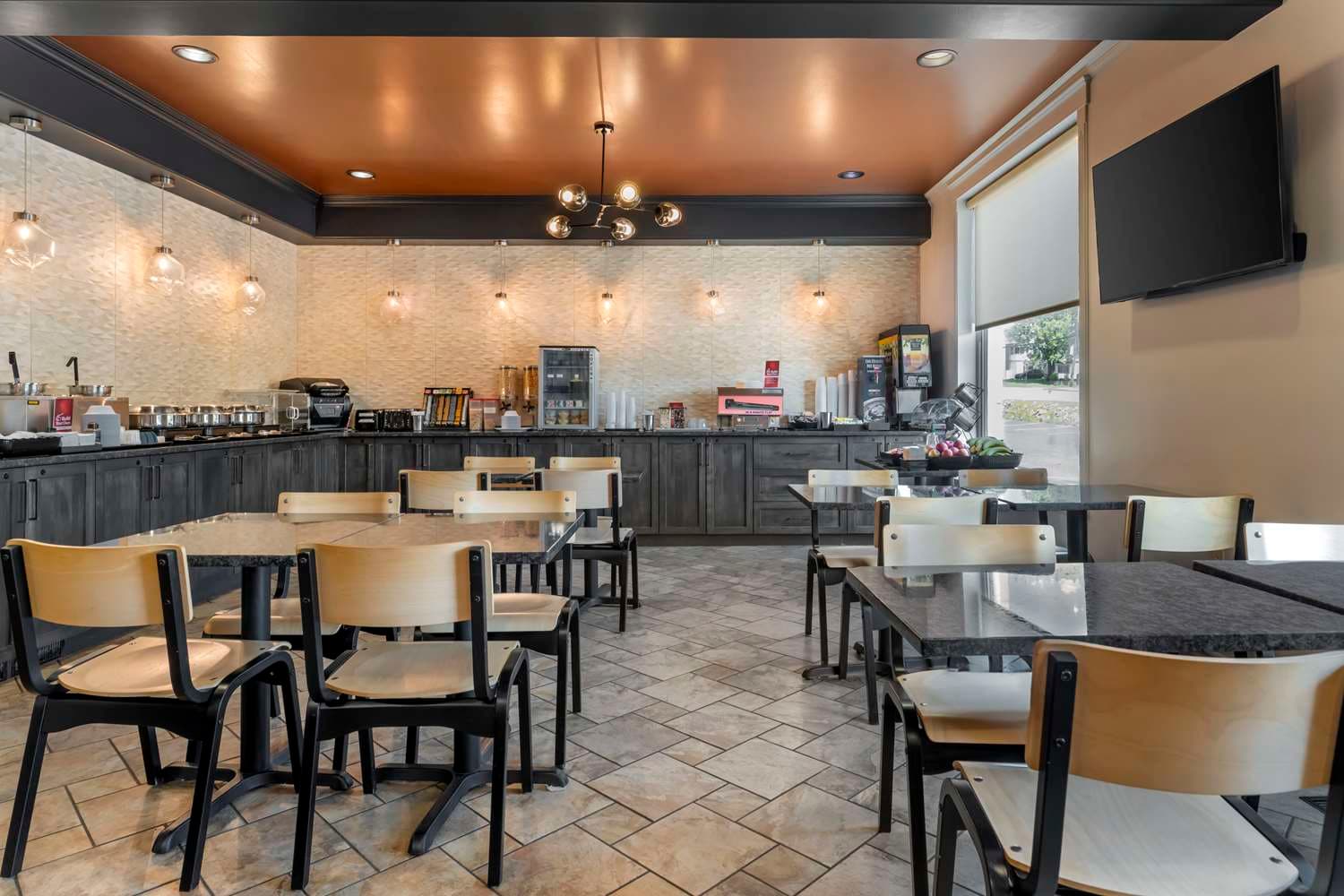 Best Western Plus Edmundston Hotel 4