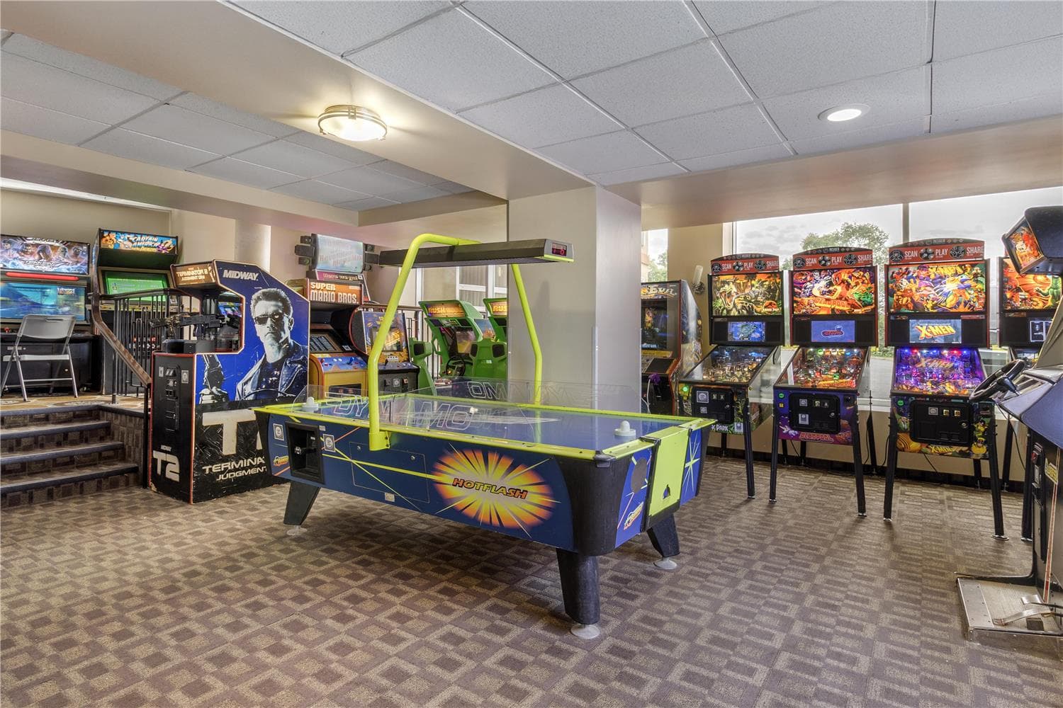 Best Western Plus Chocolate Lake Hotel 4