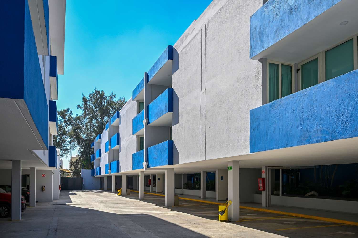 Vista Express Guadalajara Expo SureStay Collection by BW 4