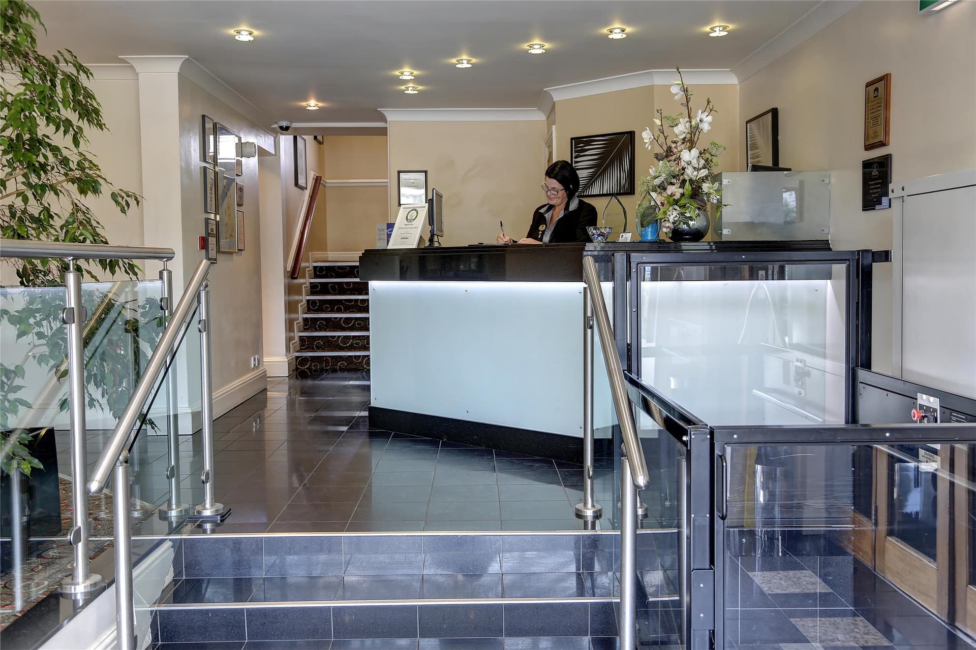 Best Western Plus Milford Hotel 5