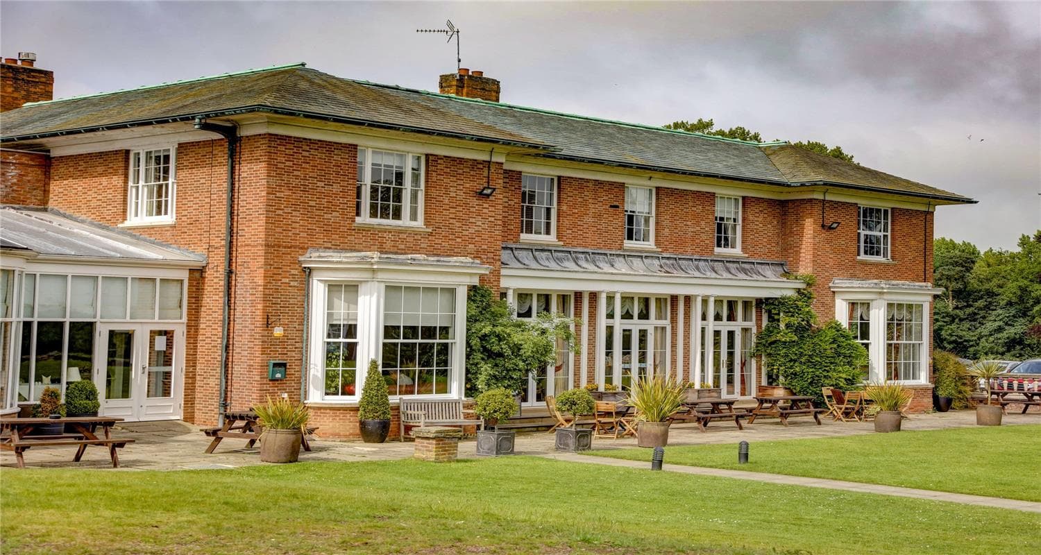 Best Western Plus Kenwick Park Hotel 2