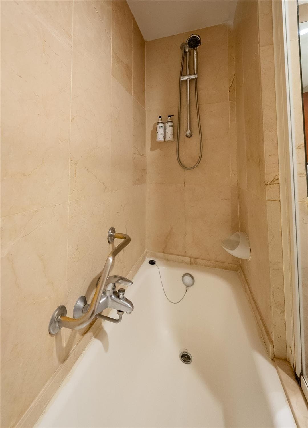 Best Western Premier CMC Girona 5